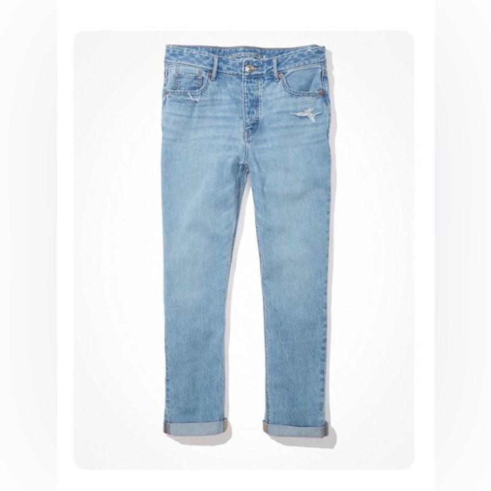 American Eagle Low Rise Tomgirl Jean